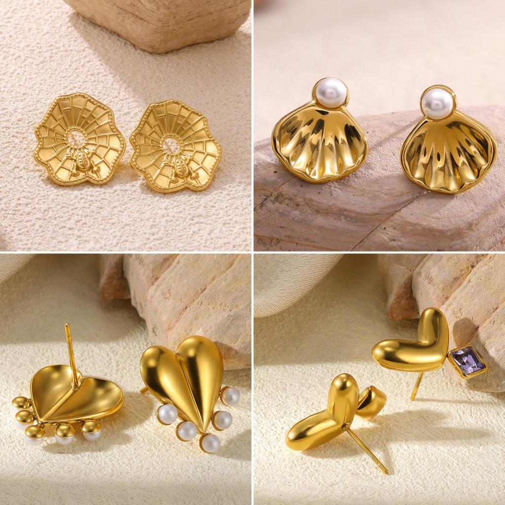 European & American Trendy Heart Earrings with Zircon Inlay - Women's Niche Design