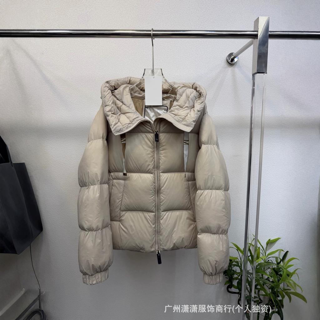 Winter new European station European and American style Max short hooded white duck down jacket webbing drawstring to keep warm outside
