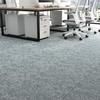Selbstklebender Teppich Rutschfest Saugfähig Teppichbodenmatte Teppich PVC Wiederverwendbar Abnehmbar DIY Büro Zuhause Hotel Treppe Bodenaufkleber