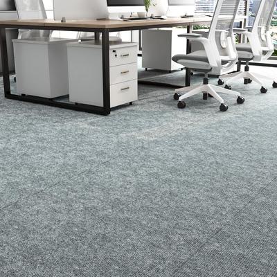 Selbstklebender Teppich Rutschfest Saugfähig Teppichbodenmatte Teppich PVC Wiederverwendbar Abnehmbar DIY Büro Zuhause Hotel Treppe Bodenaufkleber