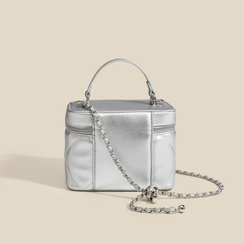 Korean Style Exquisite Hand Held Box Bag for Women  New Fashionable and Versatile Chain Makeup Bag One Shoulder Slant Straddle Small Square Bag