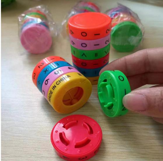 

Цилиндрический вращающийся цифровой магический куб: Детская развивающая арифметическая головоломка Non-magnetic type