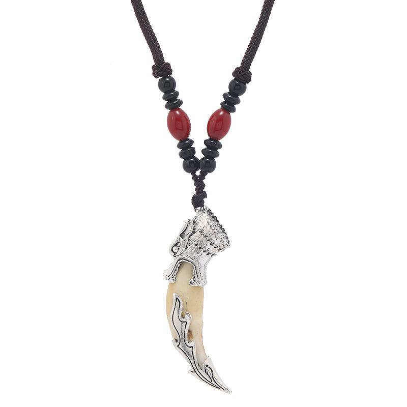 Retro woven dog tooth necklace men's and women's long niche personalized wolf tooth pendant pendant sweater chain accessories