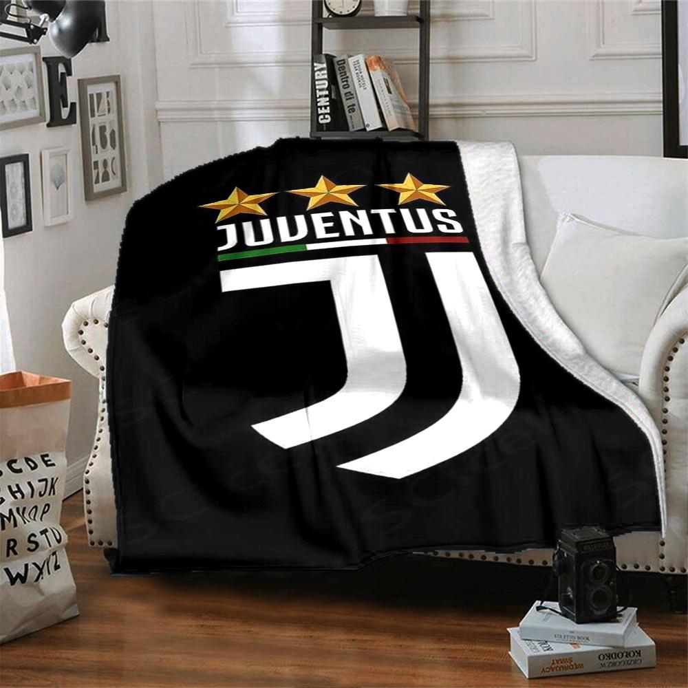 Decke mit Juventus Fußballclub Thema Aufdruck - Perfekt für Sofa, Bett, Reisen & Outdoor | Maschinenwaschbar, Gemütlich & Langlebig.