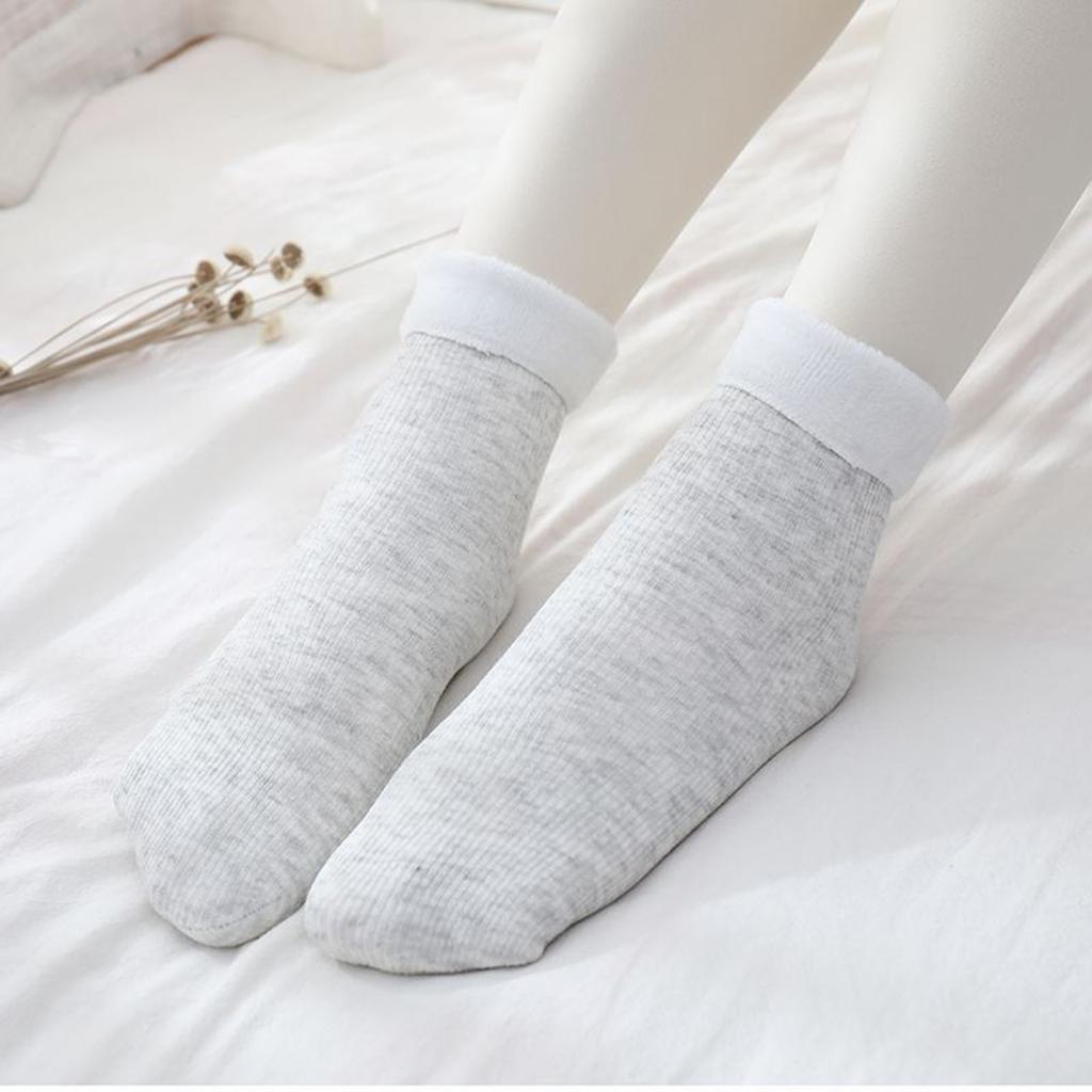 Ženy udržují teplo Skateboardové ponožky Podlahové ponožky Snow Socks Plus sametové zesílení