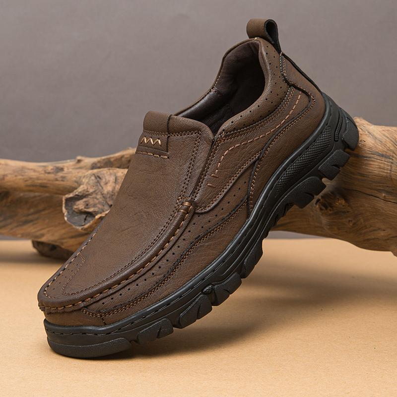 Fashion Genuine Leather Men's Footwear Slip On Hiking Shoes Comfortable Anti-smash Sneakers High Quality Outdoor Shoes New Trend Loafers