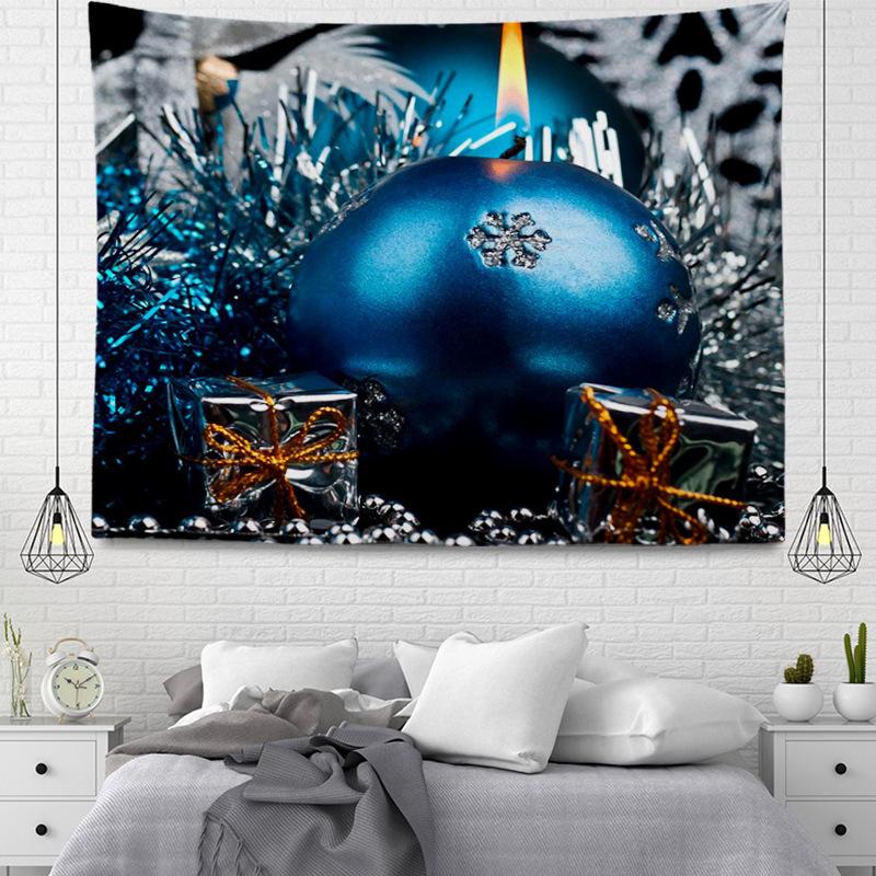 Hängende Wandteppiche aus Stoff im weihnachtlichen Stil