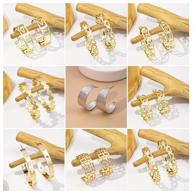 Metal C-Shaped Earrings, Cat Footprints Hollowed Out, Premium Exaggerated Earrings, Personalized Geometric Earrings, Studs.