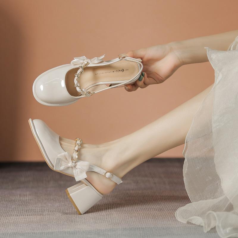 

Кожаные балетки для женской обуви Хуэйчжоу на каблуках Мэри Джейн крутые тапочки пустые новые сандалии с закрытым носком 40 абрикосовый