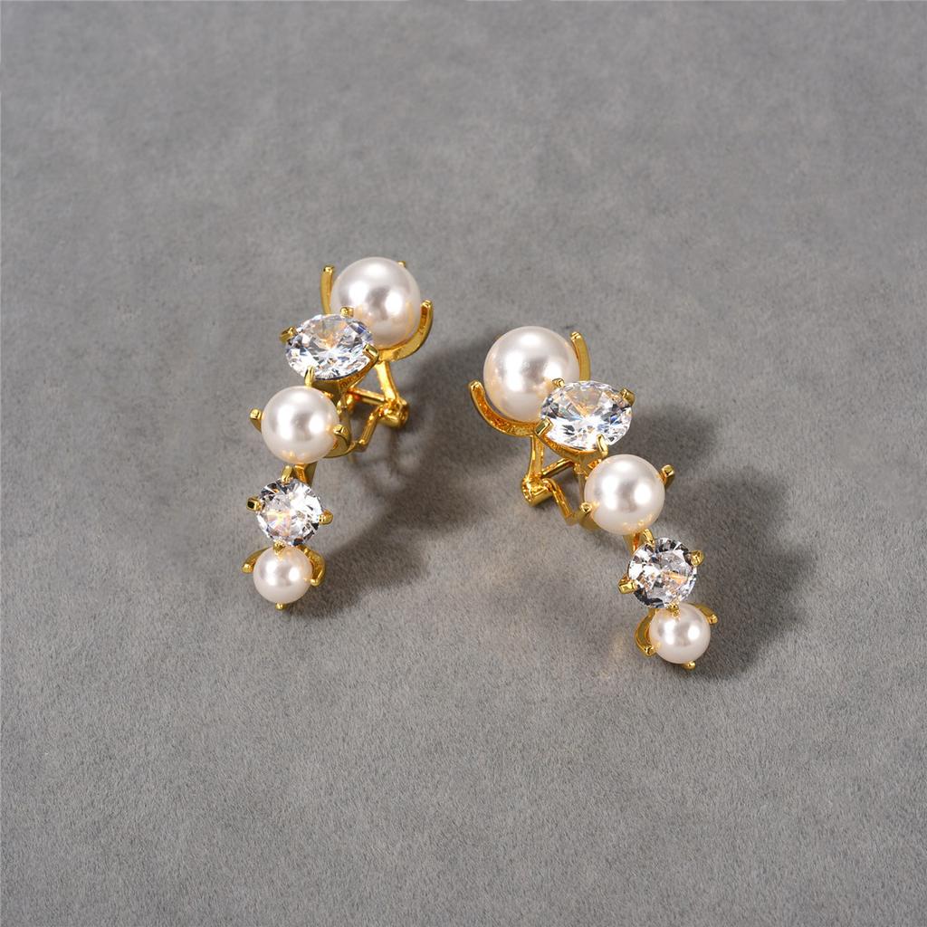 High Sense Light Luxury Temperament Brass Plated 18K Real Gold Inlaid Pearl Diamond Ear Buckle Earrings Fashion Earrings