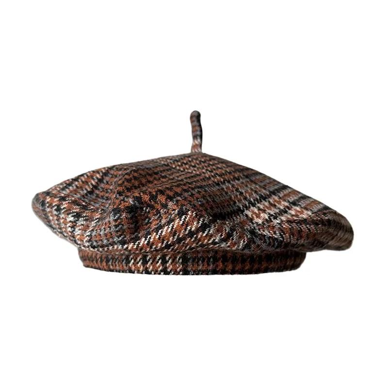 Autumn Winter British Color Plaid Flying Saucer Hat for Women Autumn Style Versatile Retro Checked Beret Fashion Painter Cap