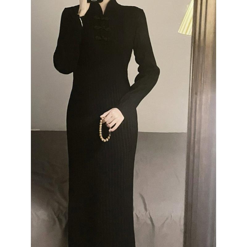 The Daughter of the Republic of China Improved Cheongsam Women's New Long Black Sweater Knitted Dress Women's Autumn and Winter