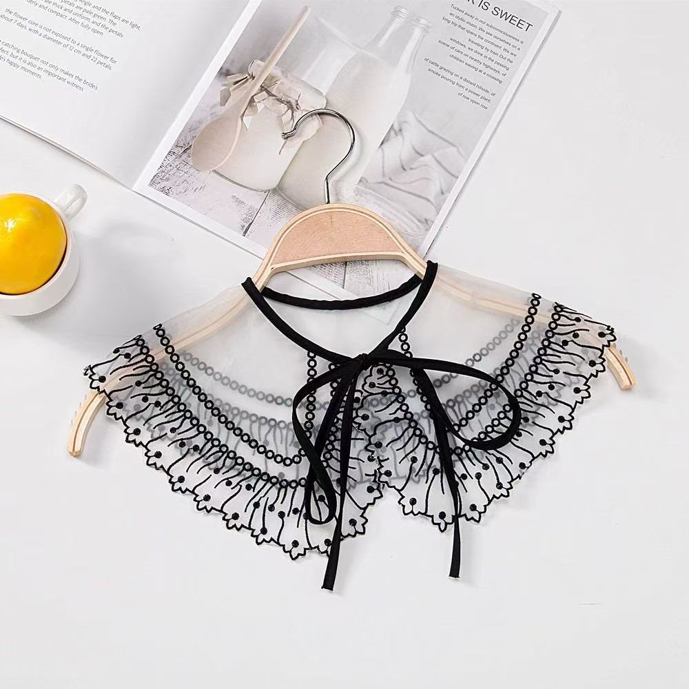 Women Lace Fake Collar For Shirt Detachable Collars Blouse Cloud Shoulder Doll Collar Mesh Embroidery Hollow False Collar