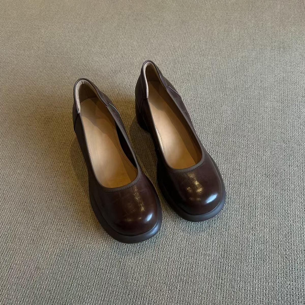 

Sheepskin version~ retro shallow leather single shoes women s round head thick heel one pedal Mary Jane shoes British style small leather shoes 35