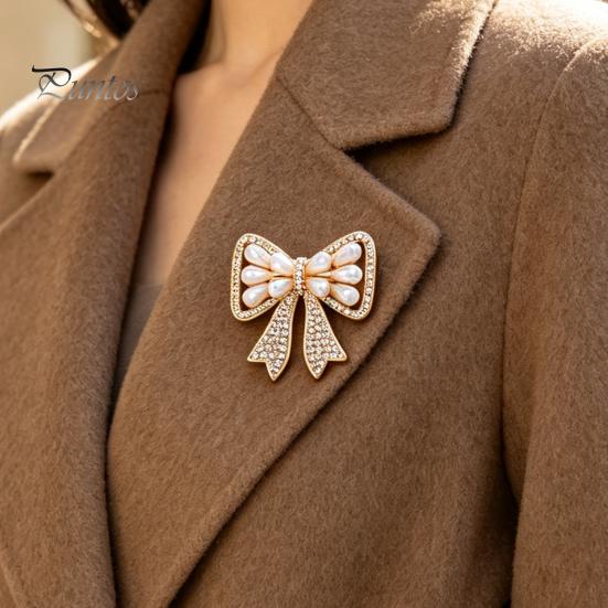 Elegant Bow Brooch with Faux Pearls Rhinestones, Women Vintage Bowknot Alloy Pin Lapel Pin, Jewelry Accessories for Coats Dresses Shawls Shirts