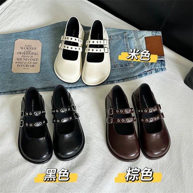 2025 New French Retro Mary Jane Shoes Women's Flat Bottom One-word Buckle with Shallow Mouth Evening Shoes Patent Leather Temperament Single Shoes