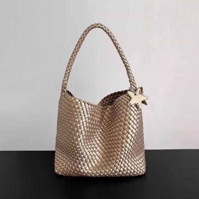 Premium sense niche design hand-woven bag large capacity tote bag casual lazy wind single shoulder underarm bucket bag