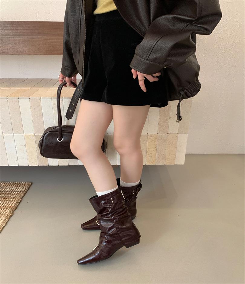 

Niche design retro brown belt buckle short boots women s boots autumn and winter 2025 new western pile boots knight boots 39 темно-коричневого