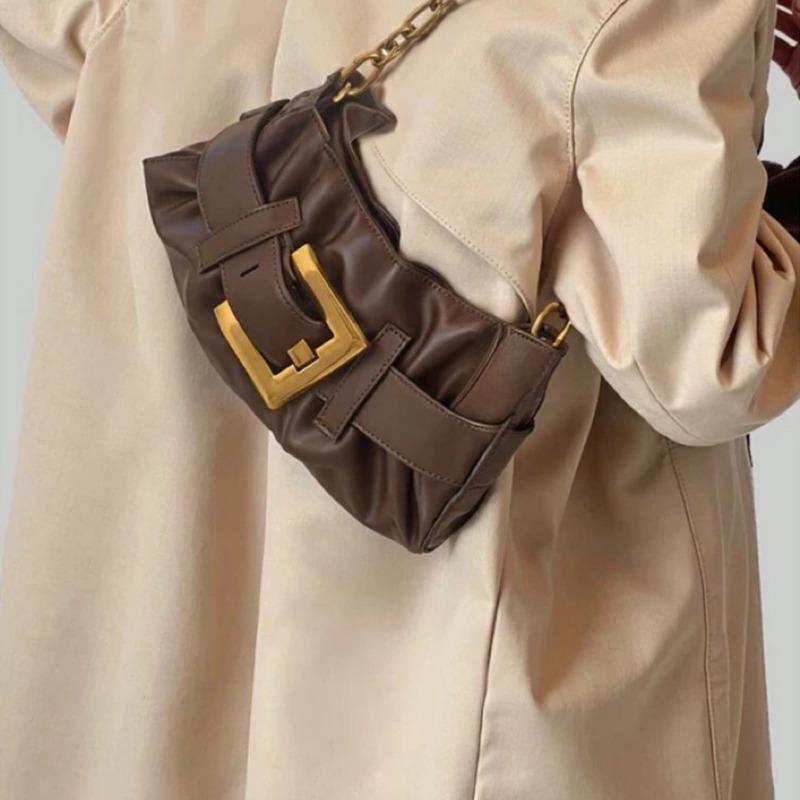 Sac cabas avec boucle de ceinture en métal, design de niche, sac à bandoulière polyvalent, sac sous le bras à la mode