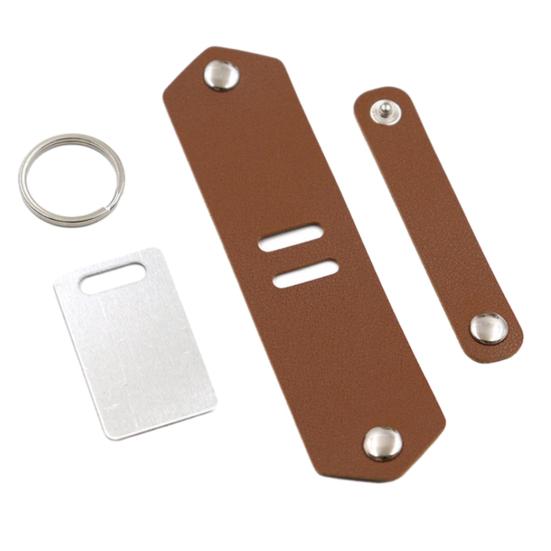 

Брелок из искусственной кожи женский маленький изысканный с надписью ко Дню матери для повседневной носки и уличного декора коричневый