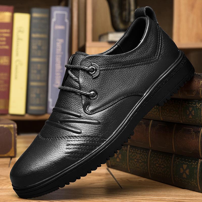 

Men s round first-layer cowhide casual shoes soft surface soft sole front lace-up flat heel daily versatile men s shoes 38 чорний