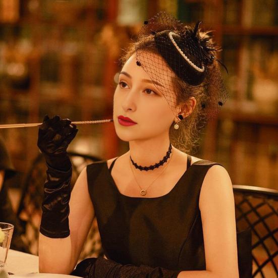 Women Fascinator Hat Feather Mesh Imitation Pearls Decor Pillbox Hat Small Top Hat Daily Party Hair Accessory