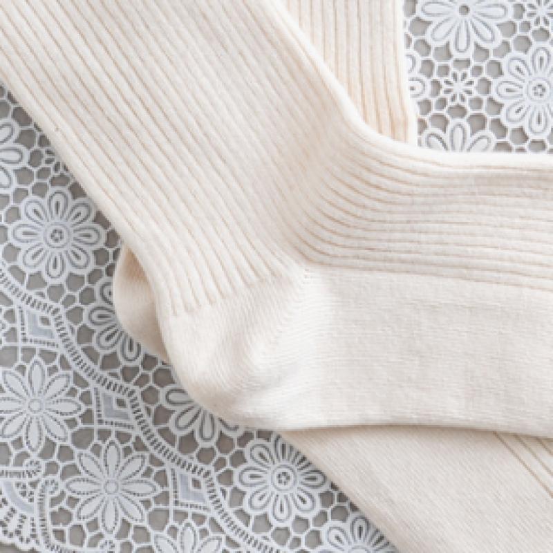 Monfoot Dámske rebrované ponožky s dlhým lemom Slonová kosť