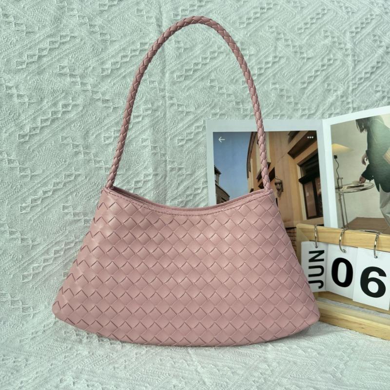 New handwoven bag, high-end women's vegetable basket, handbag, shoulder bag.