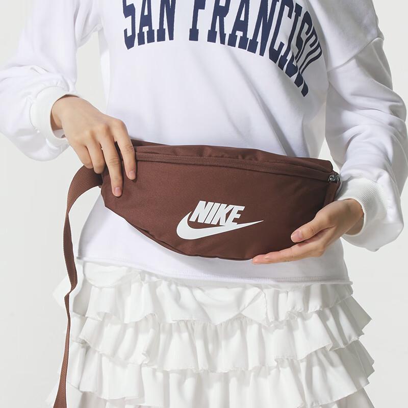 

NIKE Unisex All-Season Sports Waist Bag MISC