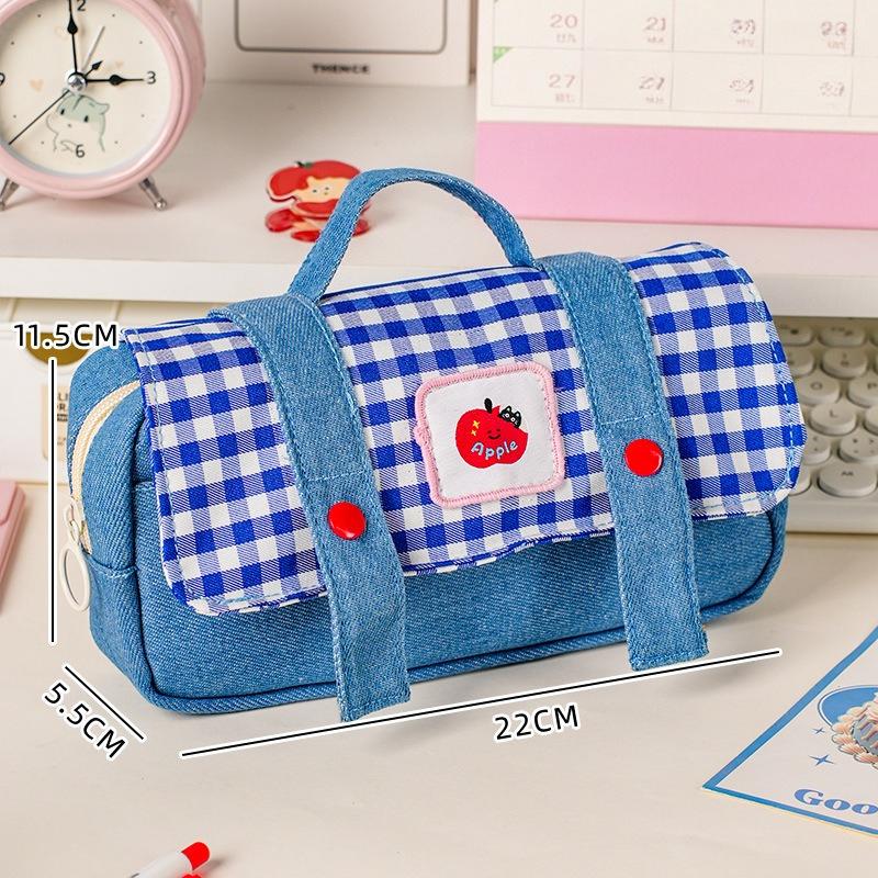 

Adorable Bitten Apple Design Pencil Case Sweet American Denim Stationery Organizer with Handle Spacious Pencil Bag for School синий