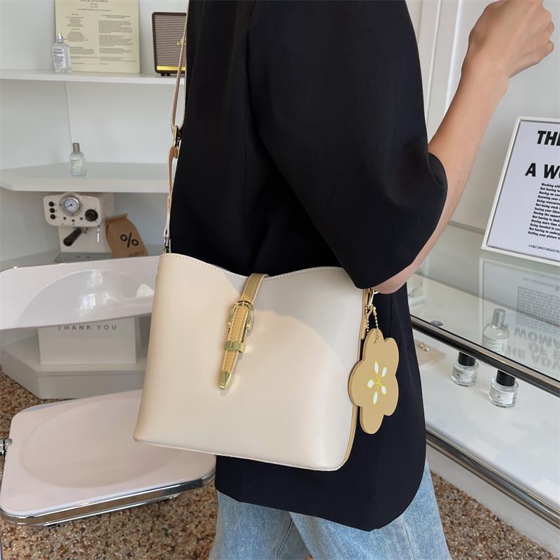 

Tooxika женская сумка новый стиль темперамент сумка-ведро широкий плечевой ремень сумка через плечо сумка-мессенджер белый