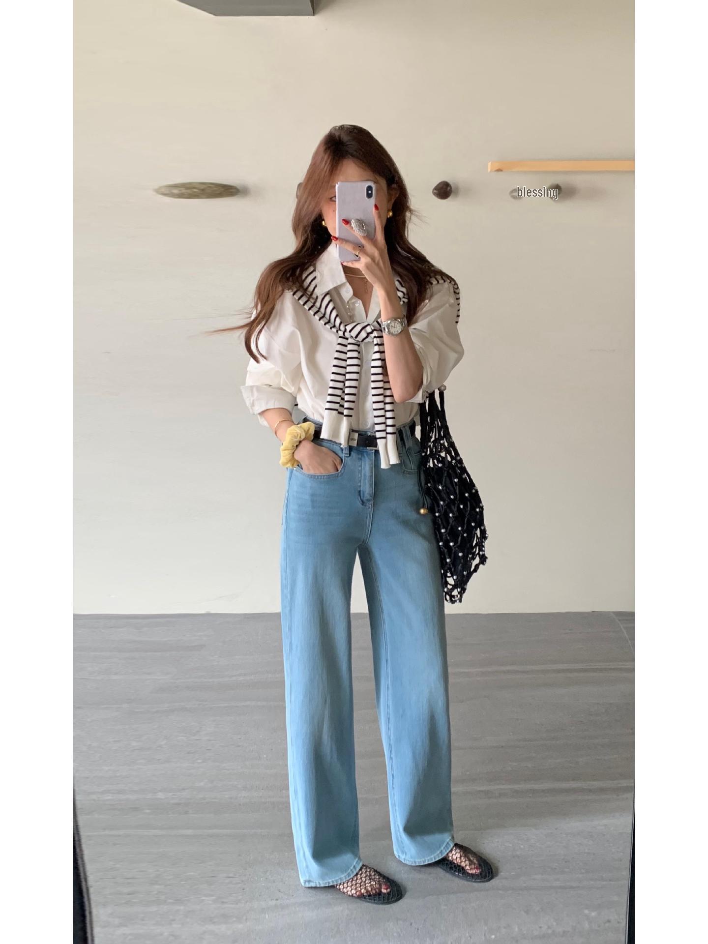 

Джинсы европейского стиля узкого кроя с широкими штанинами и поясом - стрейч в четырех направлениях, корейский дизайн 25 светло-синий