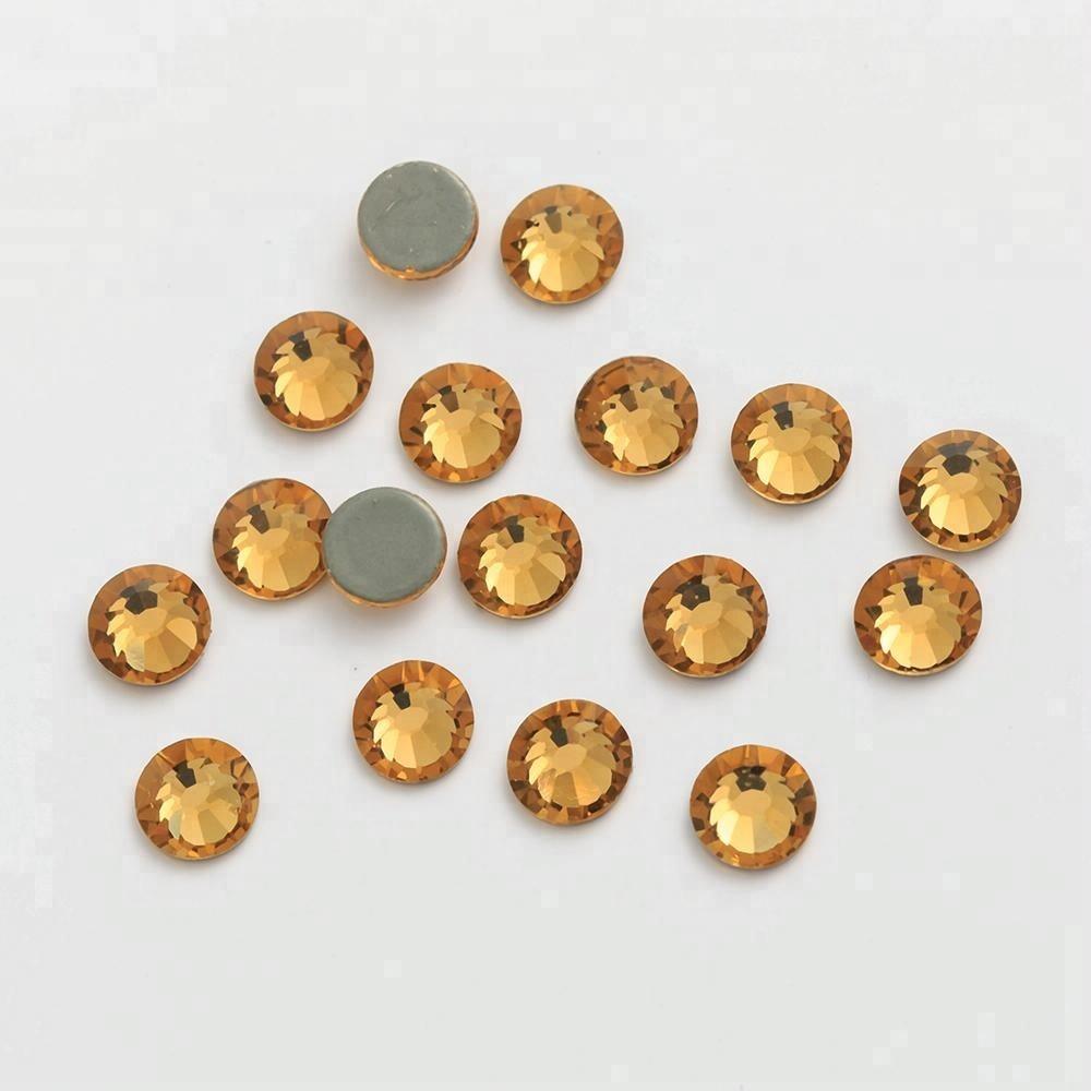 Factory Over 175 Colors German Intensive Glue Hotfix Stone SS20 Glass Hot Fix Rhinestones for Wedding Dress