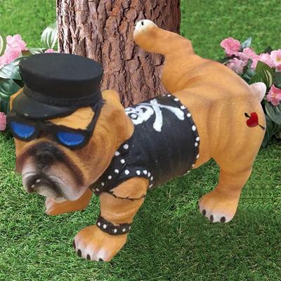 Sert Adam Köpek İşeyen Köpek Heykeli Komik Gnome Bahçe Süslemeleri Heykeli