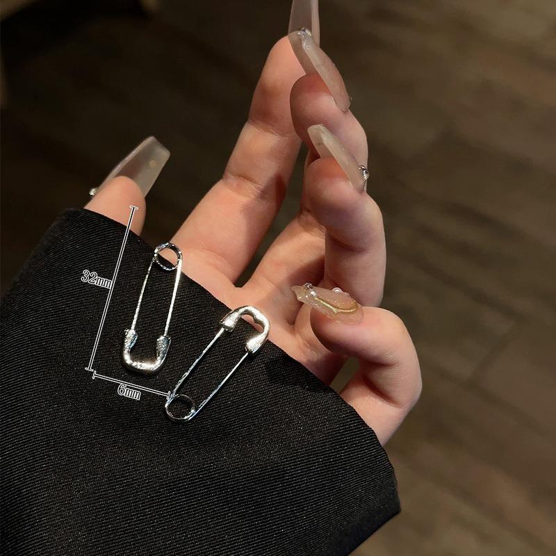 

Silver Color Metal Safety Pin Stud Earrings For Women Men 90s Aesthetic EMO Y2K Jewelry Accessories срібний