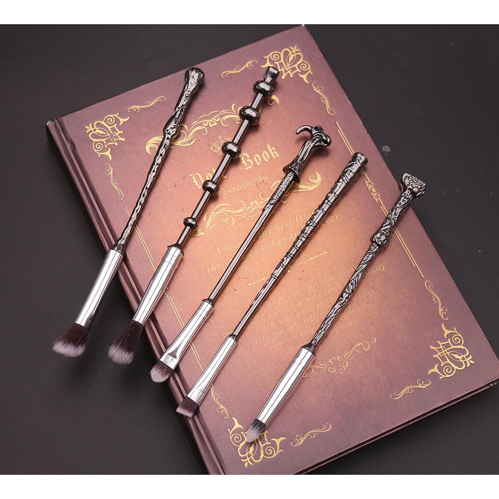 Harry Potter Metal Wand Makeup Brush Set - Hermione & Dumbledore Collection