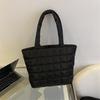 Solid Color Quilted Shoulder Bag Checkered Quilted Handbag Trendy Fashion Tote Bag  Female Use