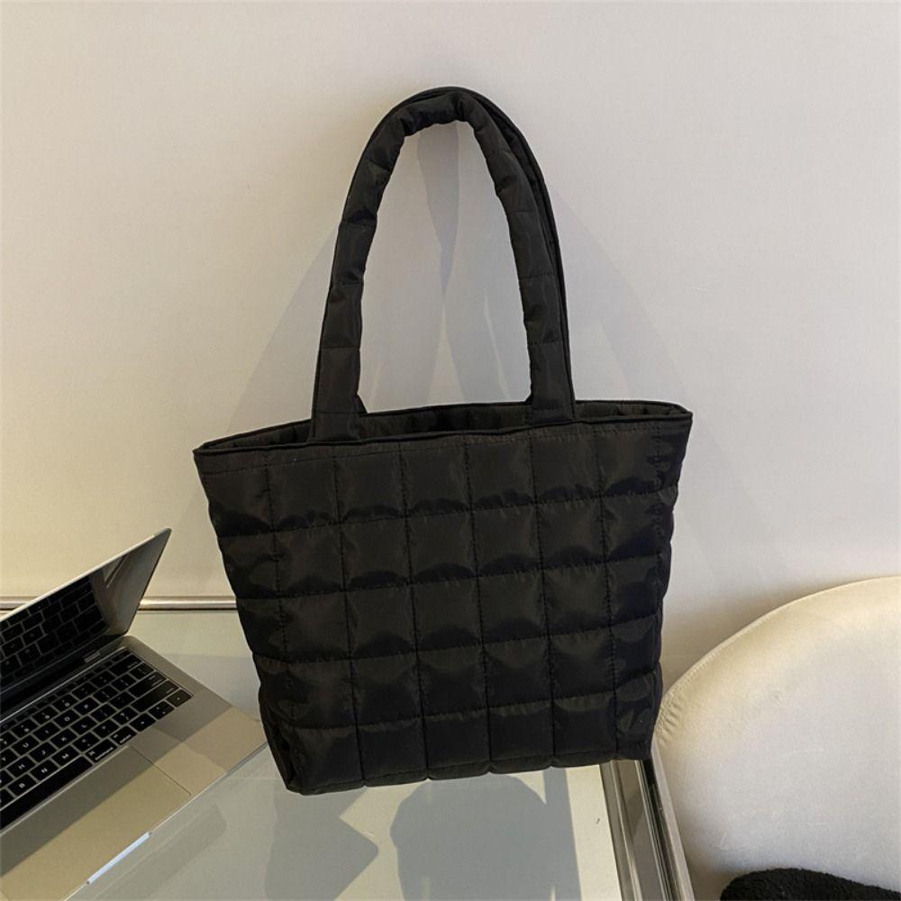 Solid Color Quilted Shoulder Bag Checkered Quilted Handbag Trendy Fashion Tote Bag  Female Use