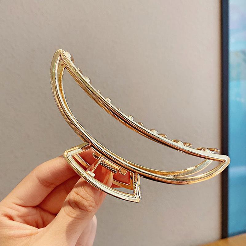 Women Fashion Gold Hollow Geometric Hair Claw Retro Hair Clips Barrette Hair Crab Hair Clips Headband Hairpin Hair Accessories