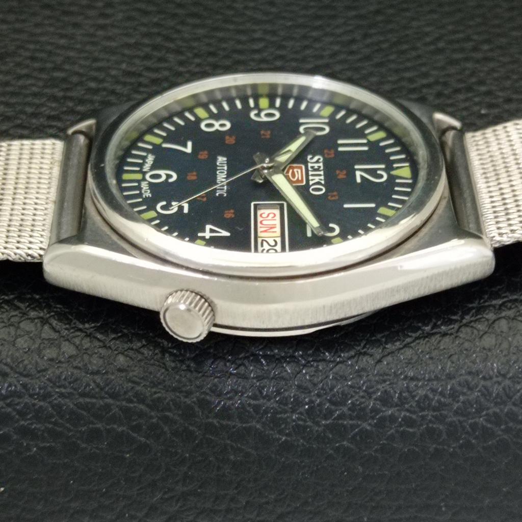 VINTAGE SEIKO 5 AUTOMATIC 7S26A JAPAN MENS BLACK COLOR DIAL WATCH A701611-5 R206c-a701611