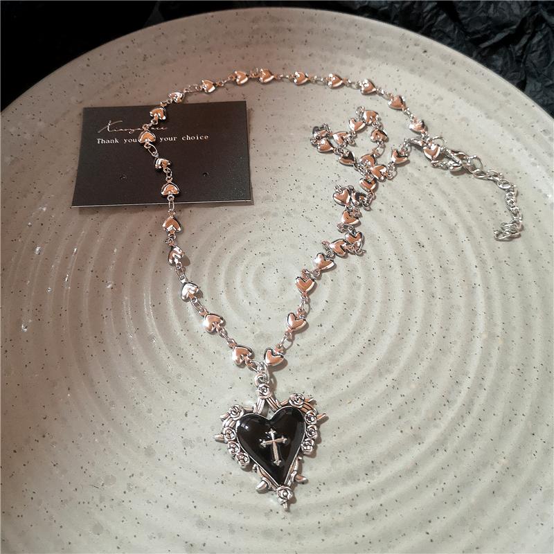 Gothic Rock Black Heart Pendant Love Chain Necklace For Women Men Y2K Personalized Halloween Charm Grunge Jewelry Accessories