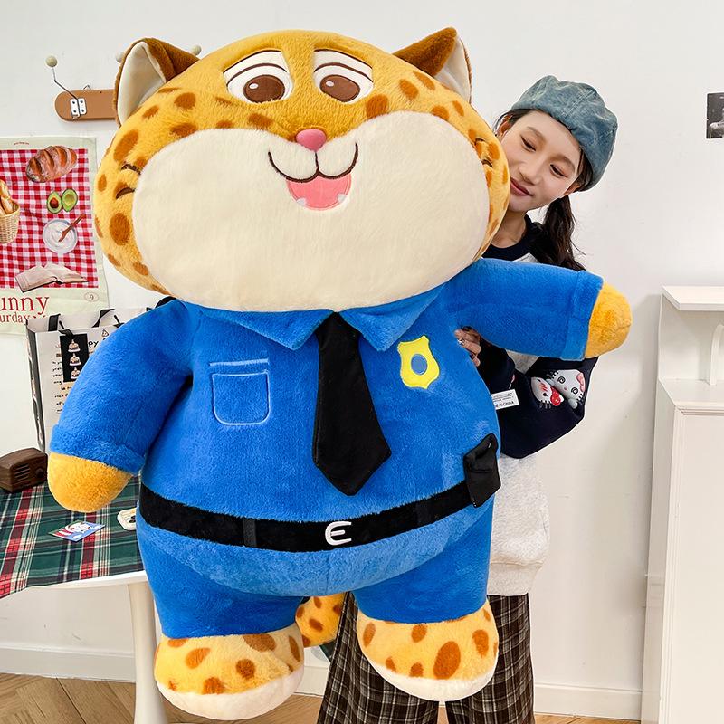 An adorable ‘Zootopia’ Officer Klawhauser soft toy, perfect as a gift for children, your girlfriend or as a car companion