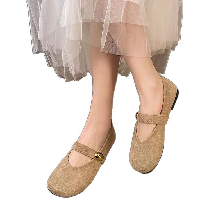 One word with Mary Jane shoes women's spring 2026 new soft-soled shallow mouth single shoes with skirts Doudou shoes