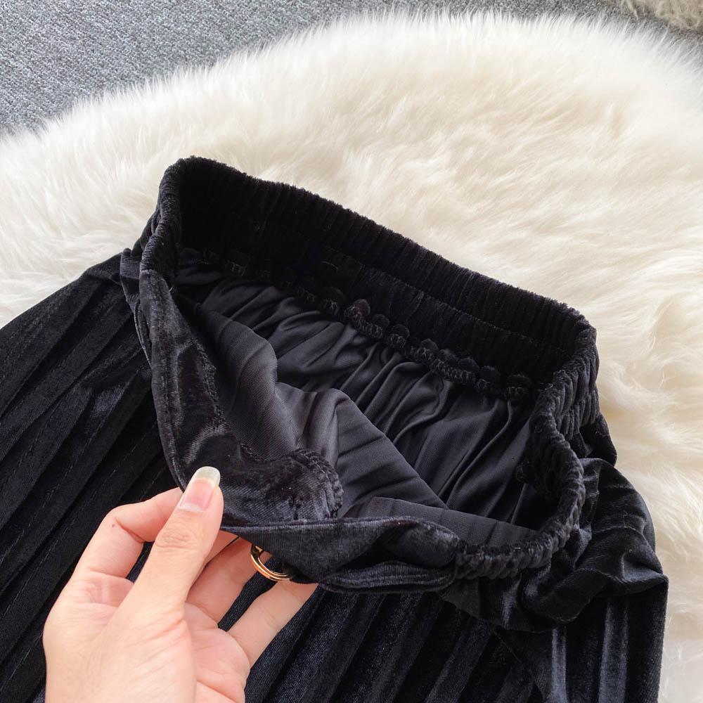 2025 Korean Style High Waist Pleated Velvet Skirt Versatile Hip Covering Thin Medium And Long A-Line Skirt