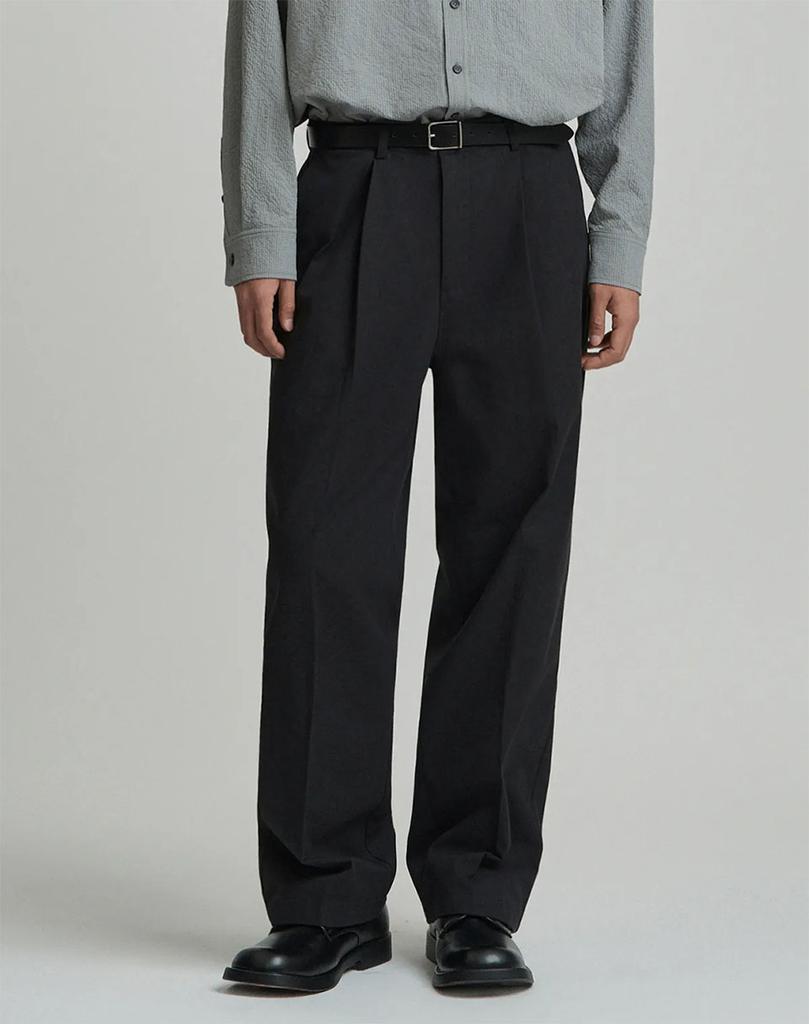 WORK ON BODY OFF [Fleece-Lined] Rebe Semi-Wide One-Pleat Slacks (2 Colors)