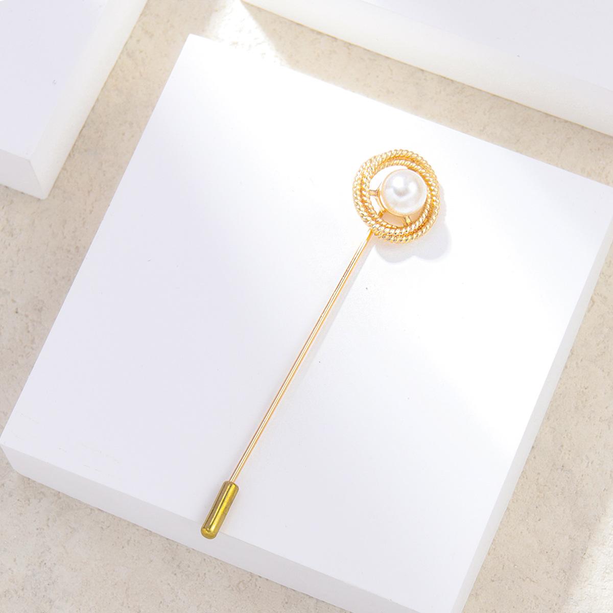 

Модна чоловіча брошка. Ретро-брошка. Унісекс. Маленький костюм. Вставка. Брошка. Аксесуари. Однослівна брошка.