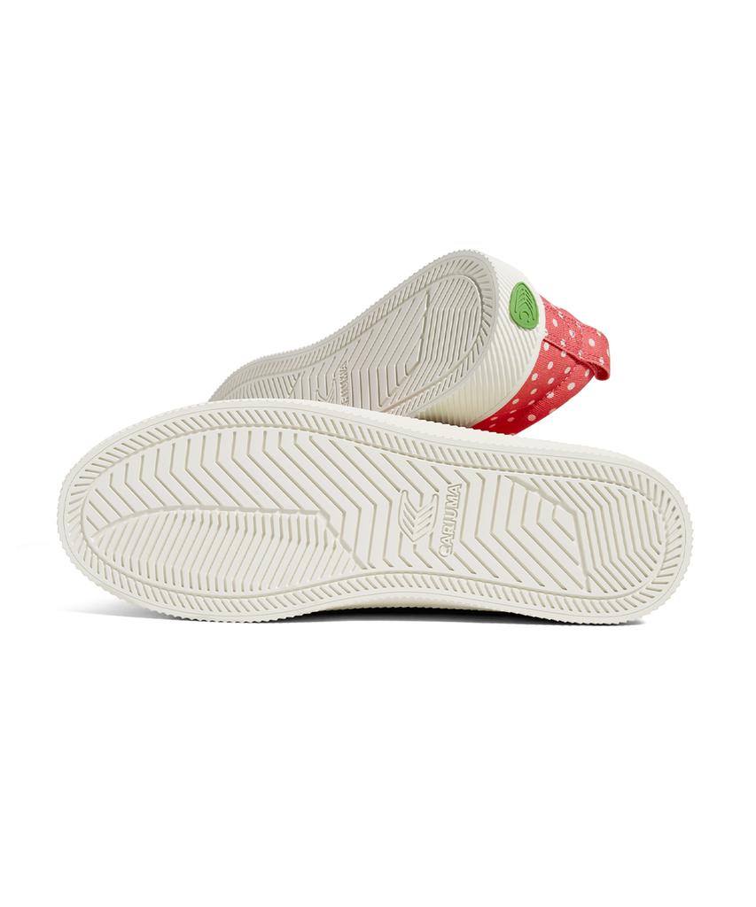 Cariuma Oka Low Dot Canvas