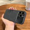 MagSafe Magnetische Flüssigsilikonhülle für iPhone 17 Pro Max mit integriertem KI-Button