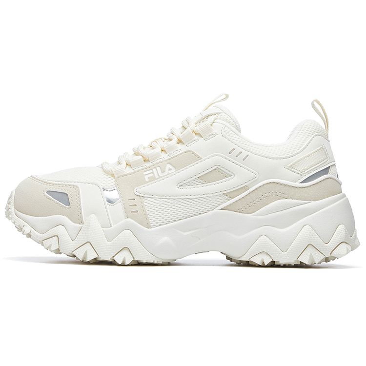 FILA Oakmont Fabric Retro Low-Top Lifestyle Sneakers Women sneakers Beige F12W031111FSA
