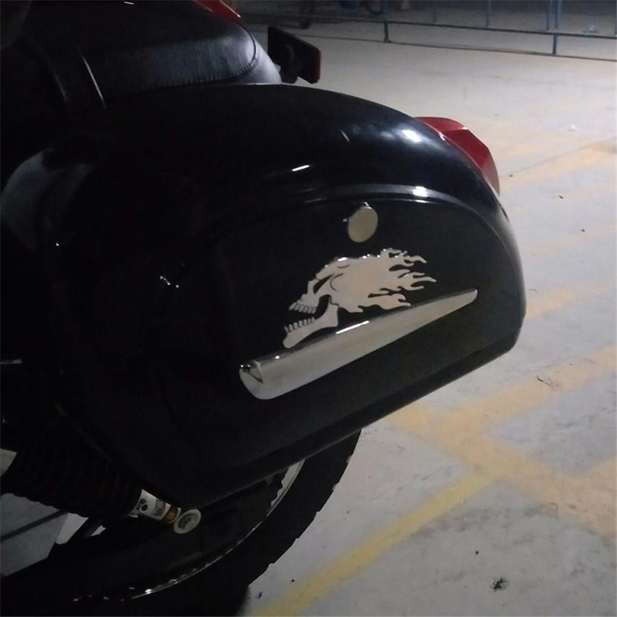 New 6x14cm Pair Skull Head Flame Style Motorcycle Fuel Gas Tank Fairing Badge Decal
